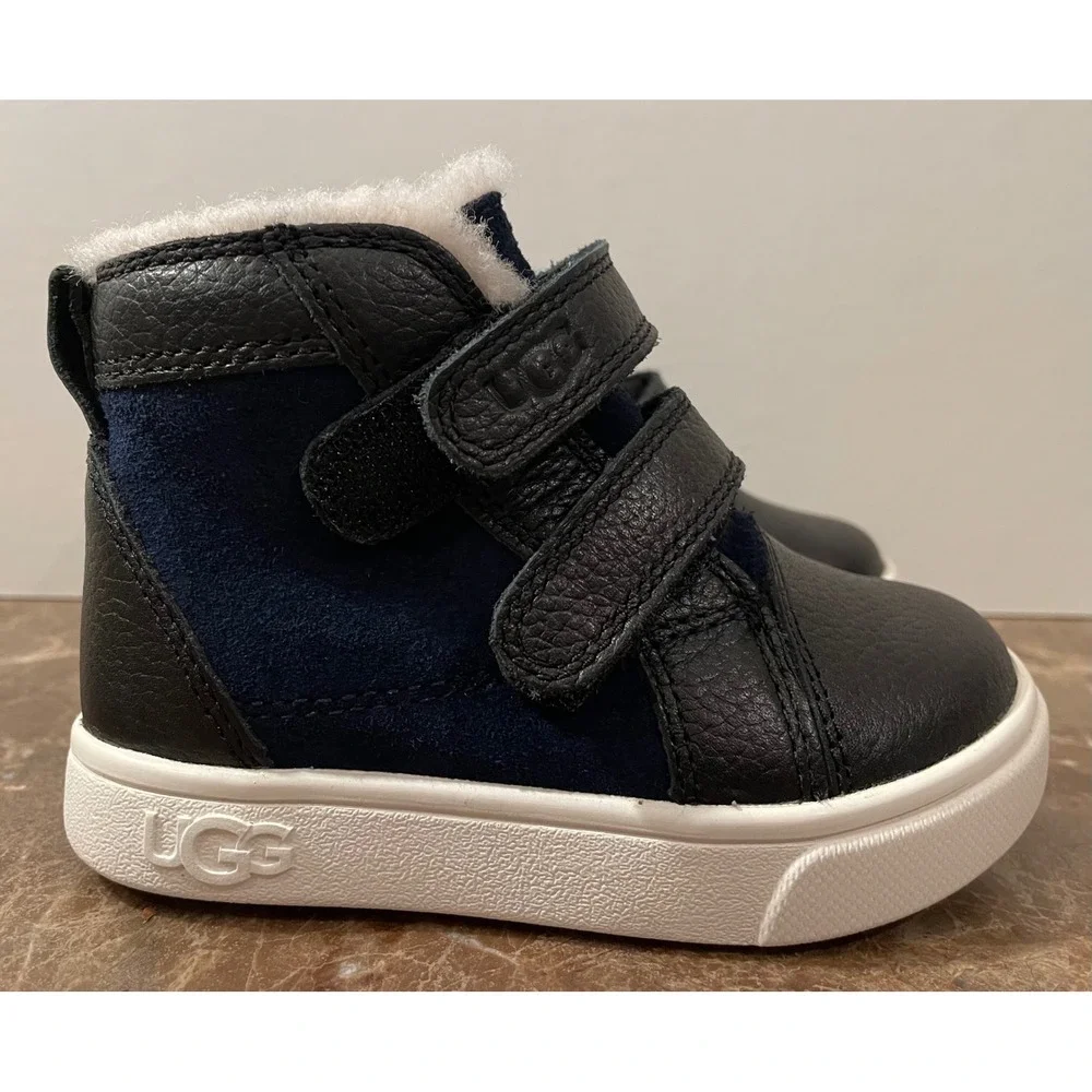 UGG Kids Rennon II Black Blue Leather‎ Suede Sherpa Lined Hook Loop Boots Kids 6